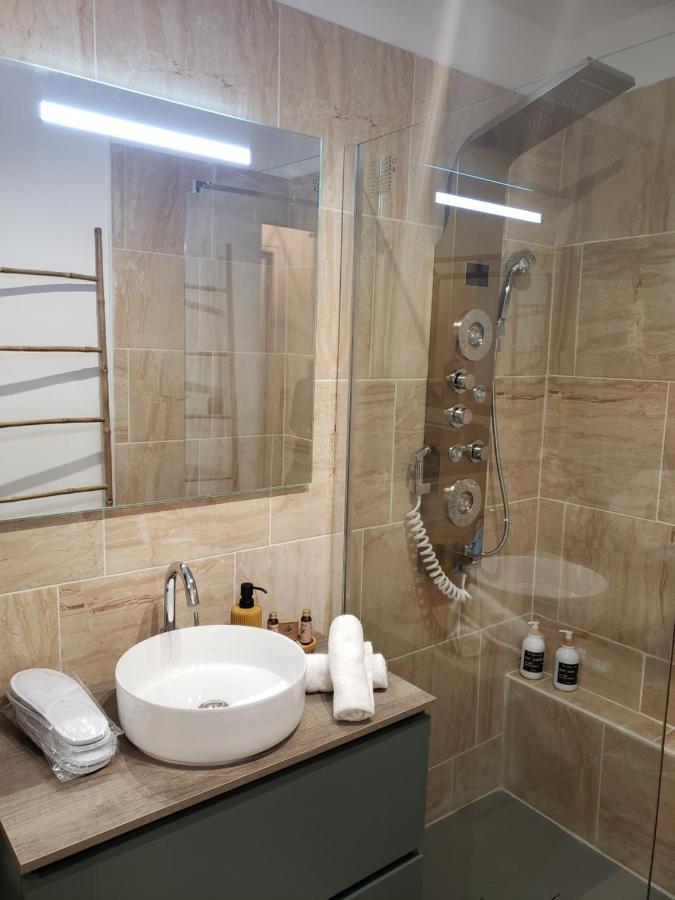 Maison Du Bonheur 2 A Troyes Logement Entier Avec Parking ภายนอก รูปภาพ
