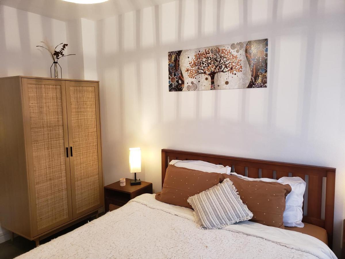 Maison Du Bonheur 2 A Troyes Logement Entier Avec Parking ภายนอก รูปภาพ