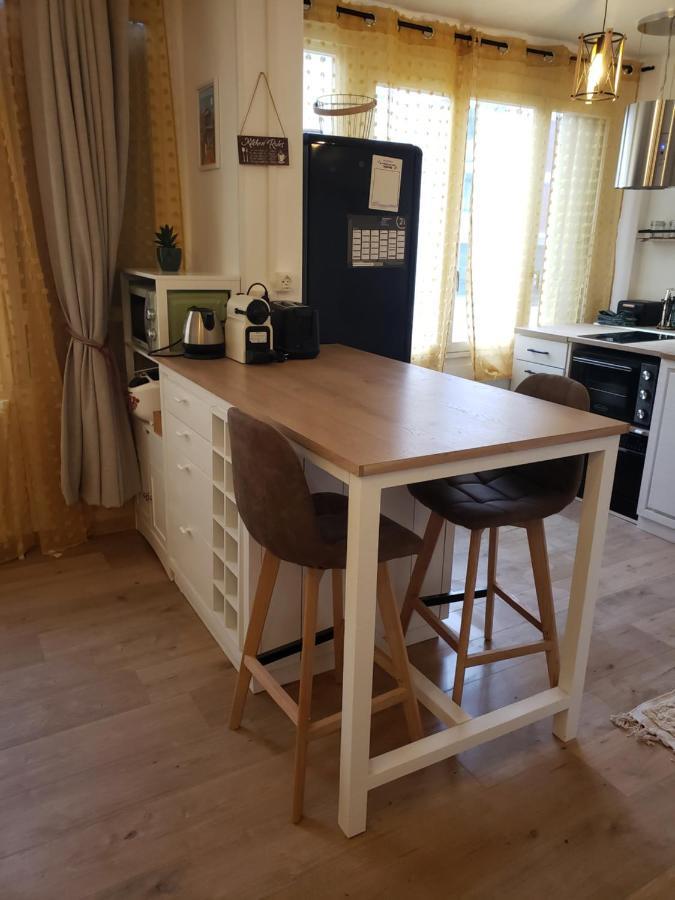 Maison Du Bonheur 2 A Troyes Logement Entier Avec Parking ภายนอก รูปภาพ