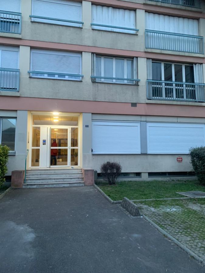 Maison Du Bonheur 2 A Troyes Logement Entier Avec Parking ภายนอก รูปภาพ