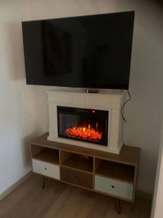 Maison Du Bonheur 2 A Troyes Logement Entier Avec Parking ภายนอก รูปภาพ